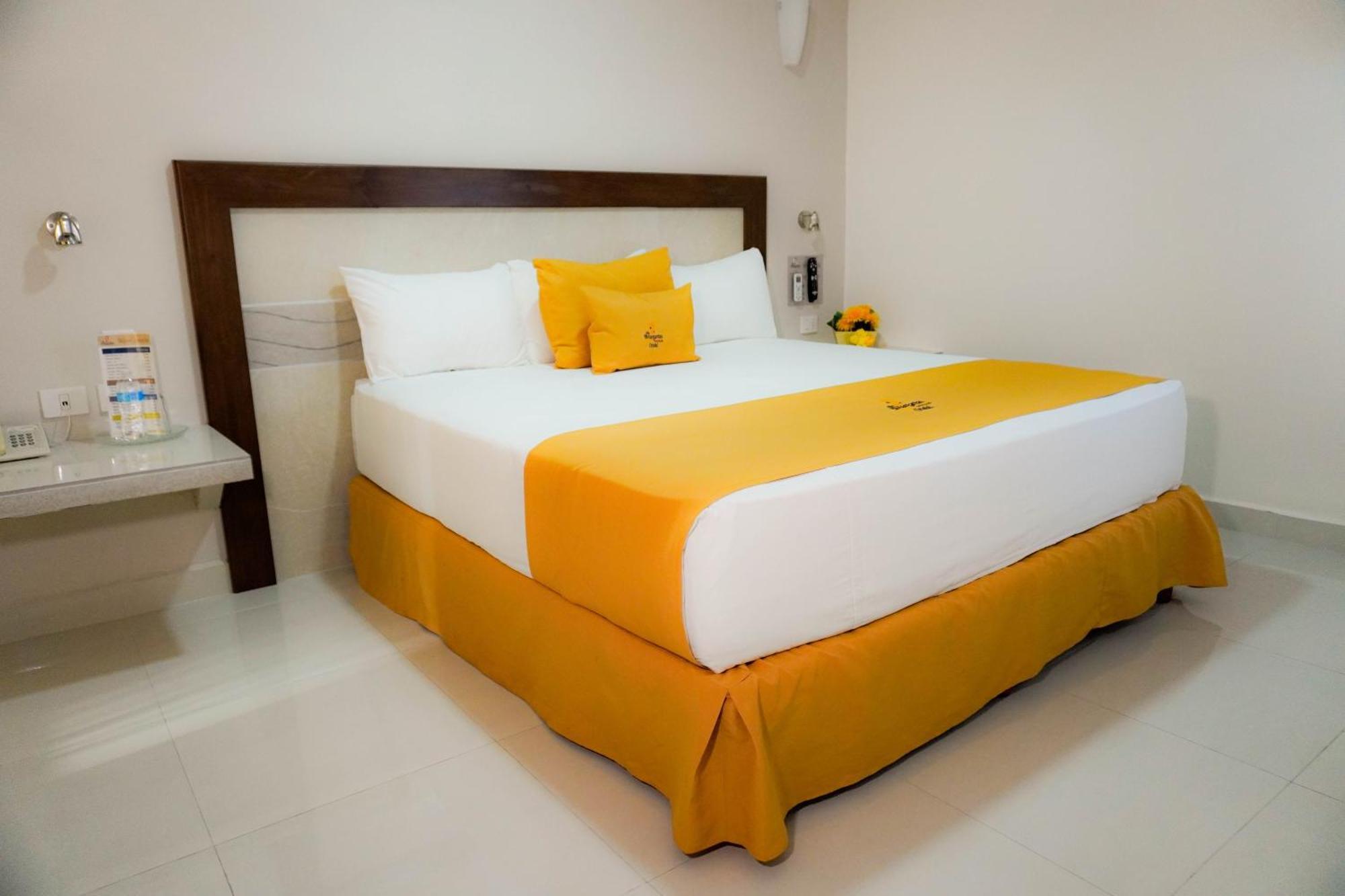 Villa Las Margaritas Plaza Cristal Xalapa Bagian luar foto